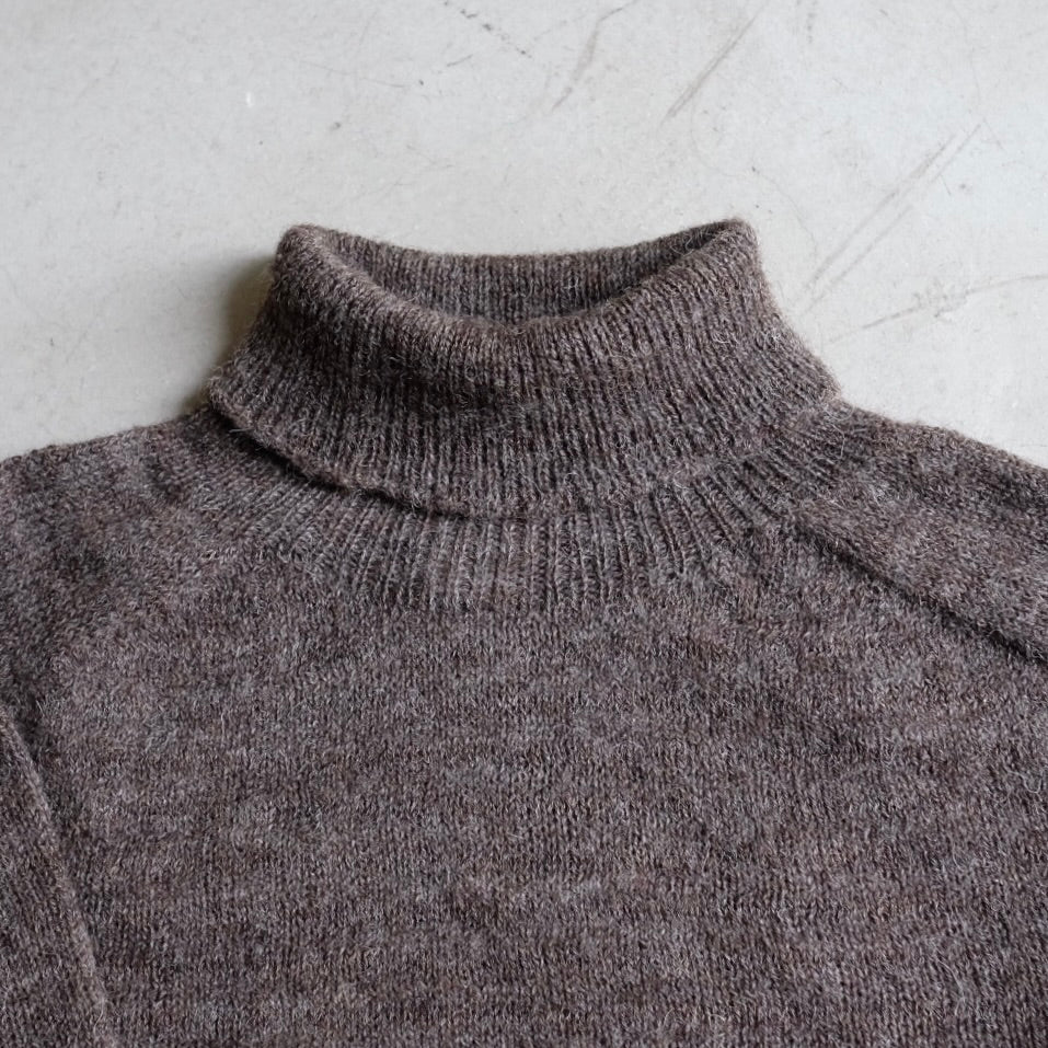 1 PLY SHETLAND SWEATERS TURTLE – ANATOMICA AOYAMA